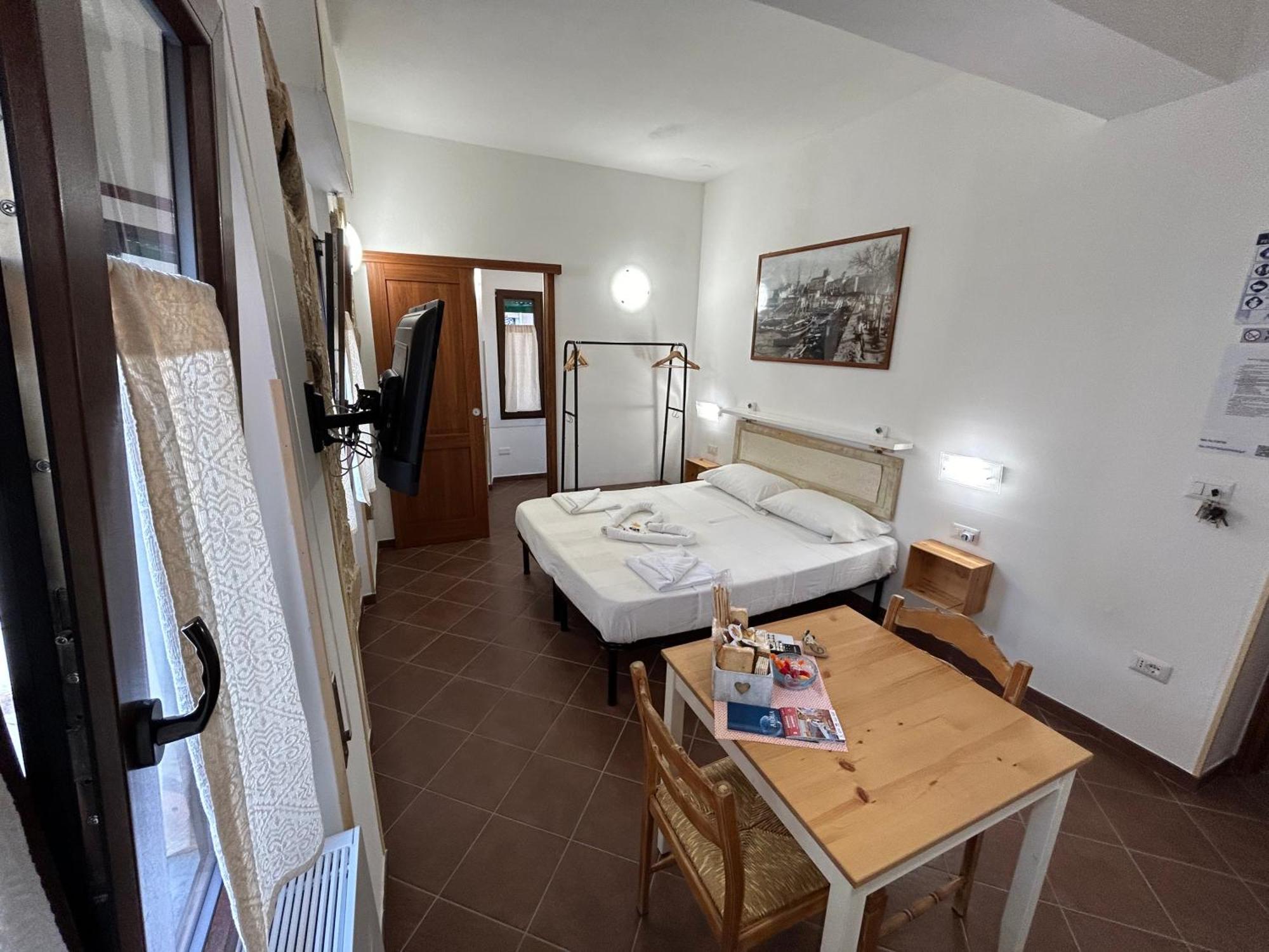 Aigua Guest house
